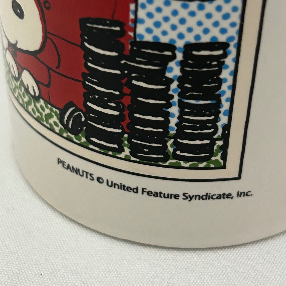 Snoopy Cookie Break Coffee Mug Peanuts United Feature Syndicate - Picture 2 of 5